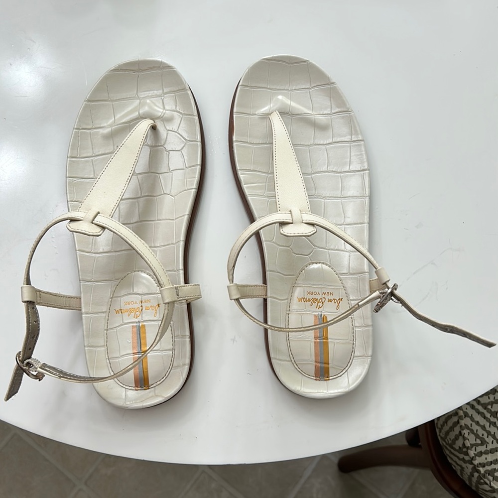 Sam Edelman | Gigi Thong Sandal in Porcelain/Cream